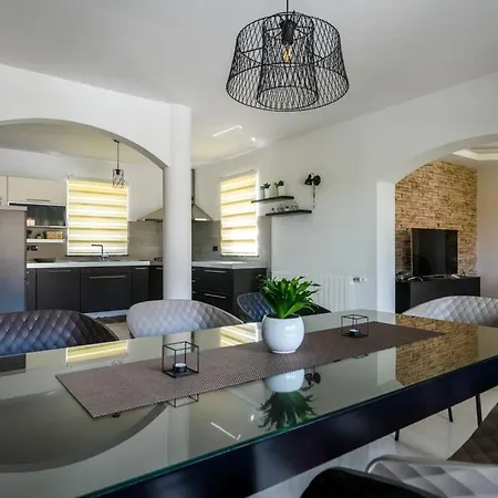 Astrid Villa Labin (Istria)