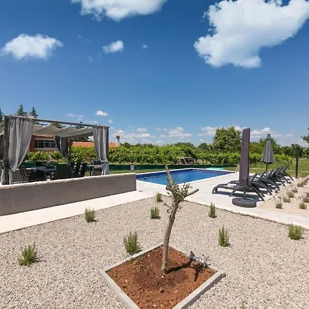 Villa Astrid Labin (Istria)