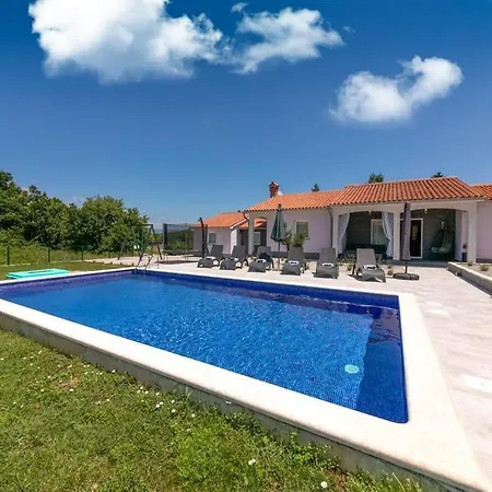 Vila Astrid